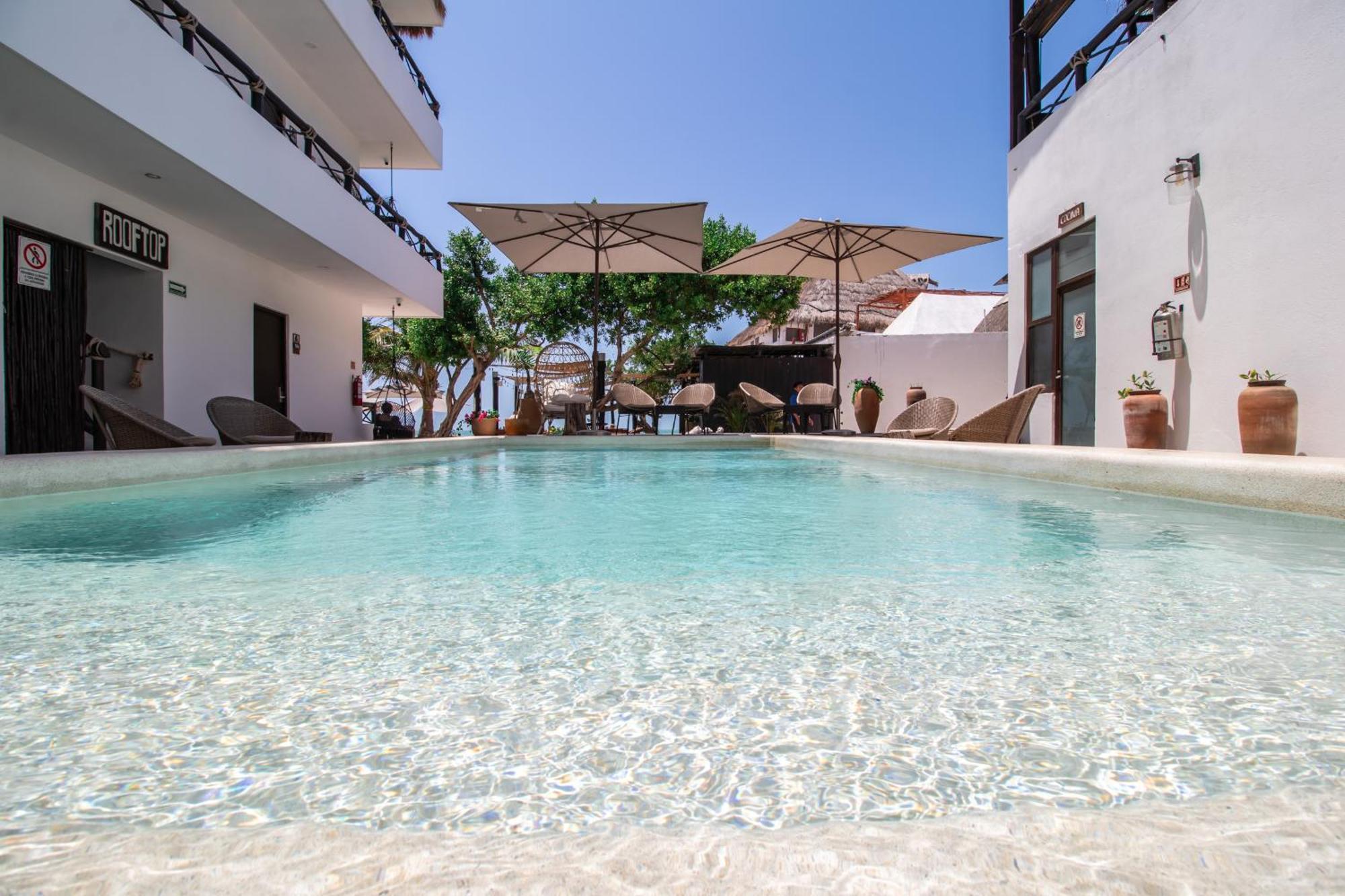 Hau Holbox, Oceanfront Boutique Hotel Exterior foto